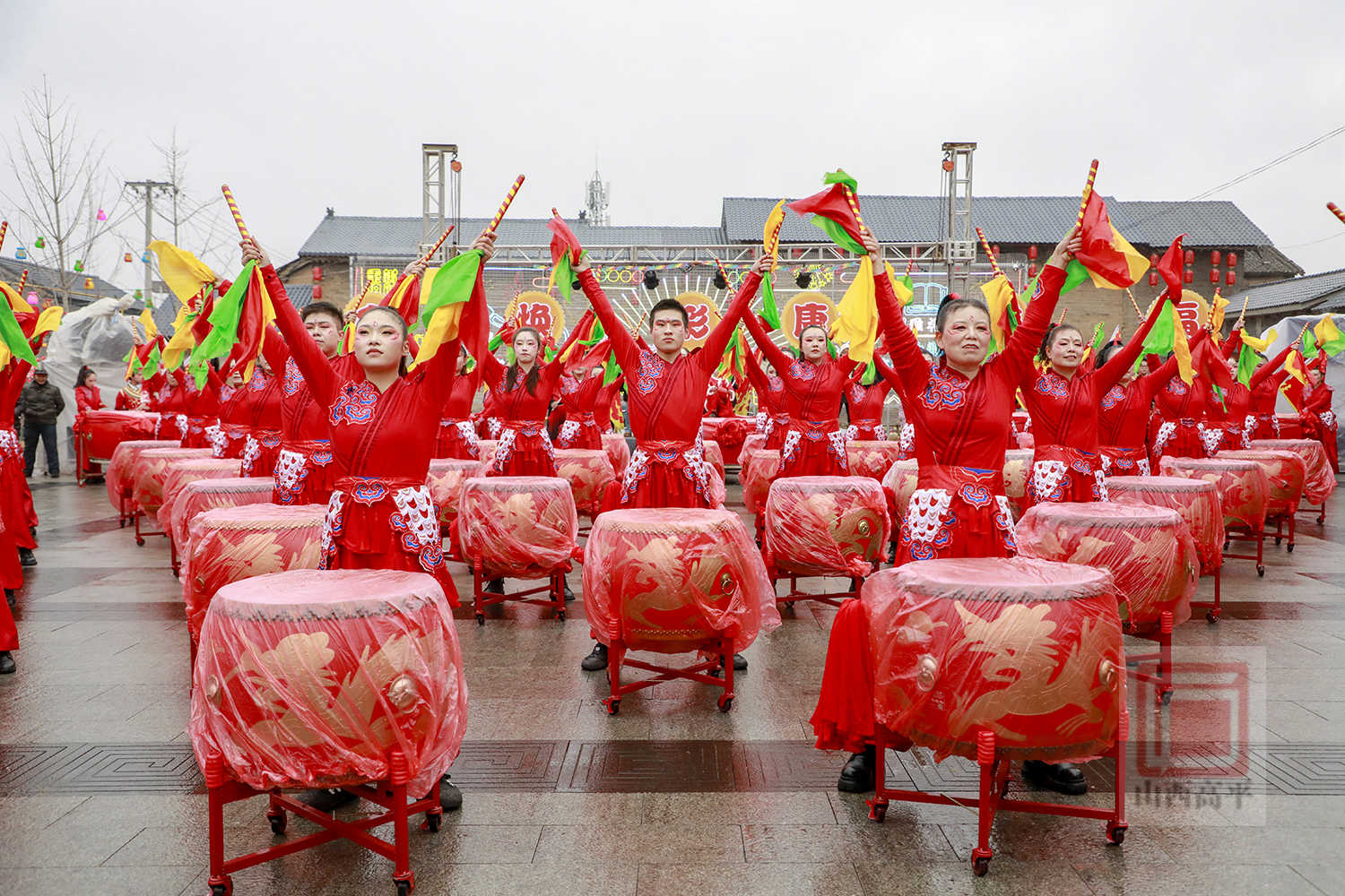  民俗闹元宵 寺庄镇耍乐故事燃情上演