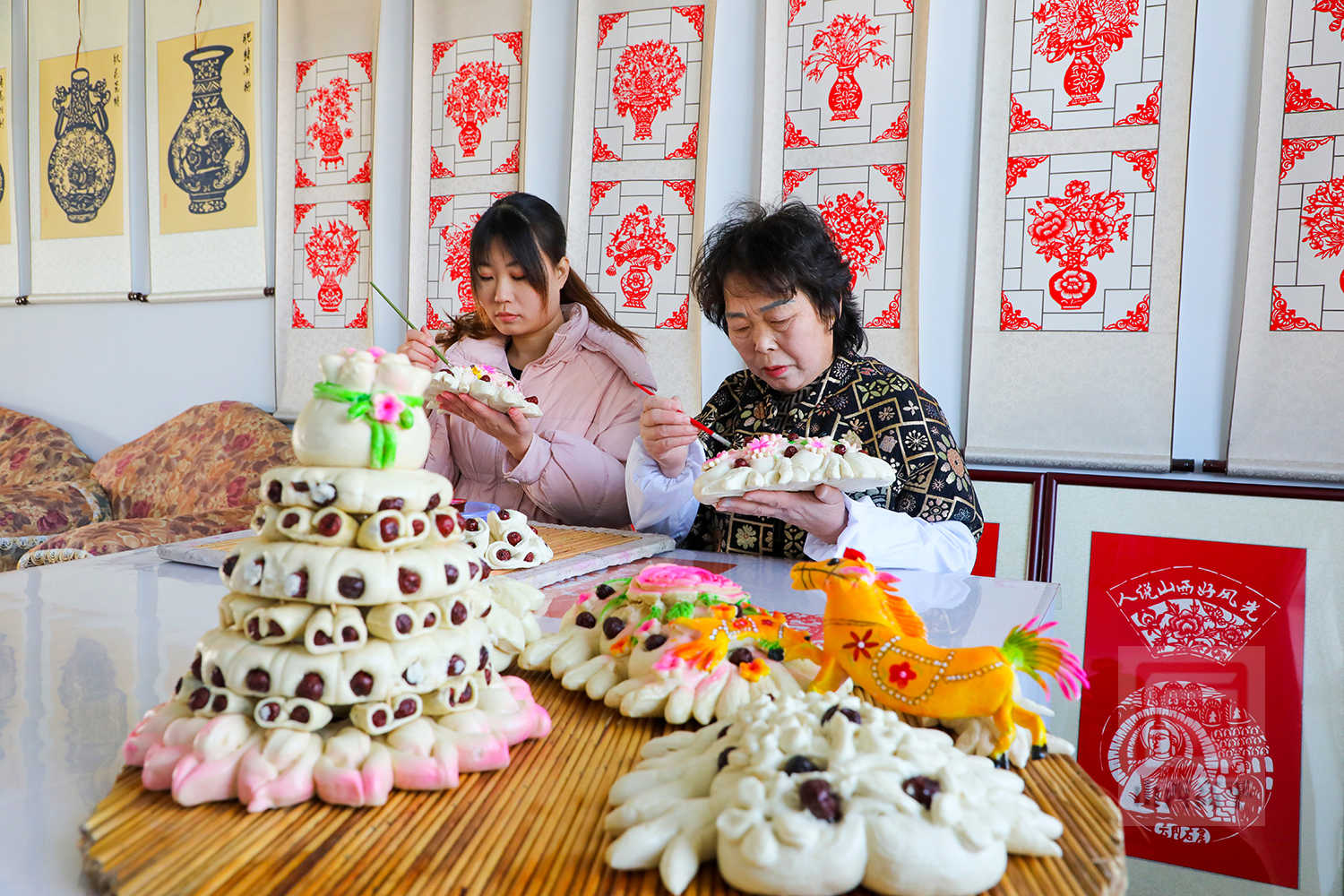 乔明娥：花馍剪纸添年味 指尖非遗迎新春