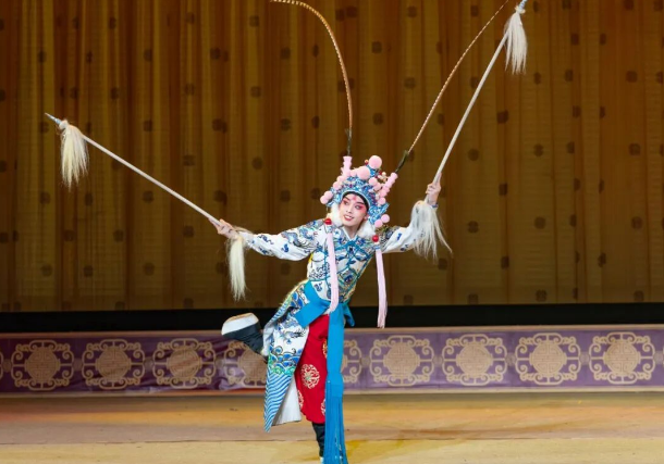  梆韵新声！17岁“小武生”李钰翰